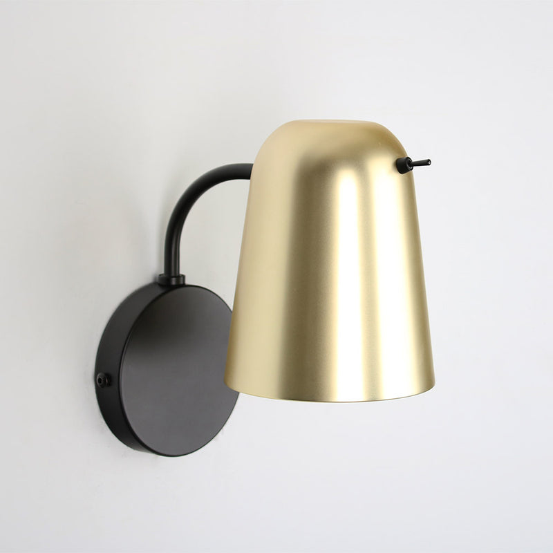 Dobi Wall Light